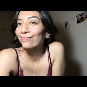 Meet your Posher, Alyson